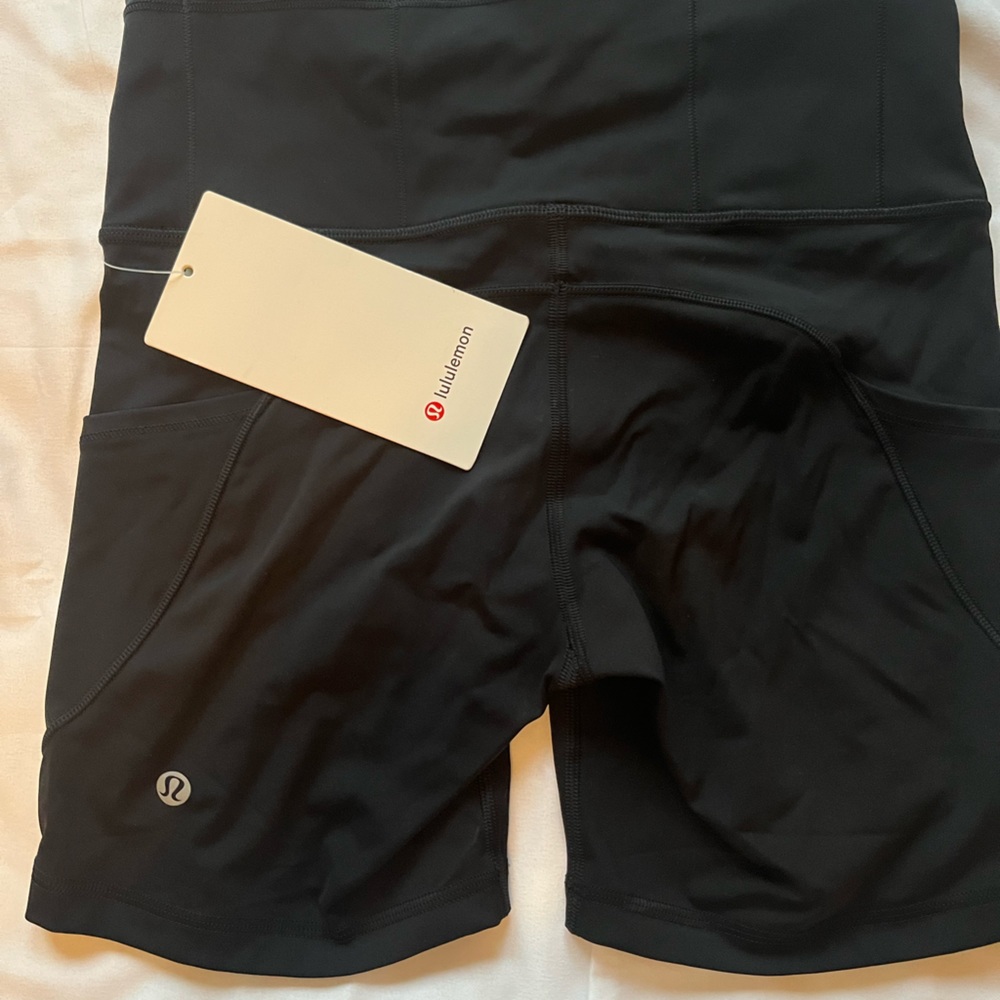 Lululemon Fast & Free HR short